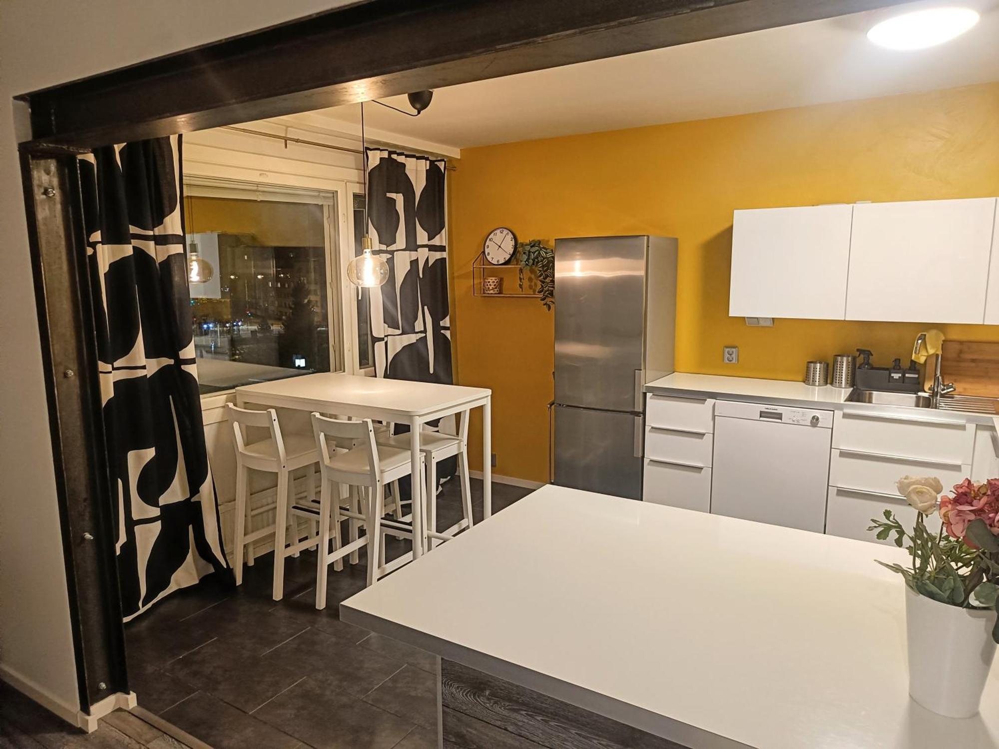 Big 88M2 Apartment In The Center روفانييمي المظهر الخارجي الصورة